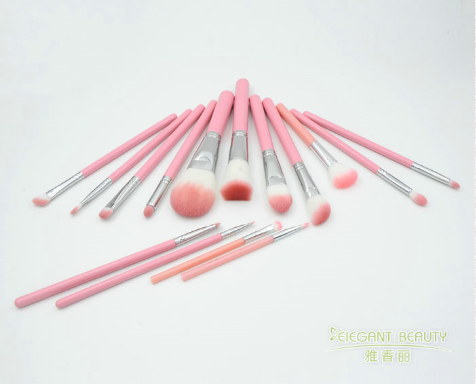 91看片APP下载能用美妝蛋清洗液洗嗎？
