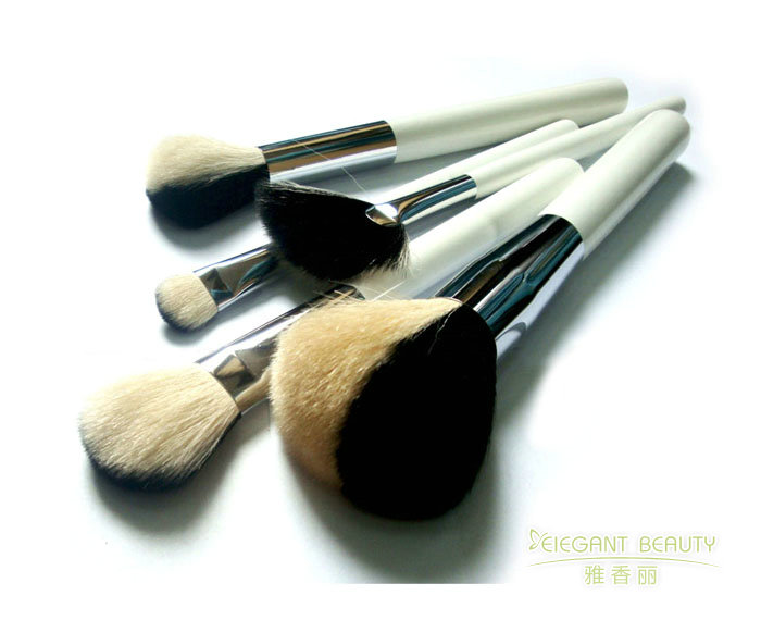 91看片APP下载的毛質有哪些種類？各有什麽優缺點？